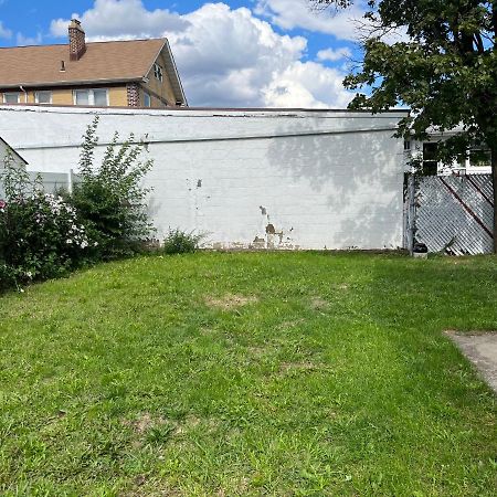 Lovely Three Bedroom Apartment Near Jersey City And Newyork Linden Exteriör bild