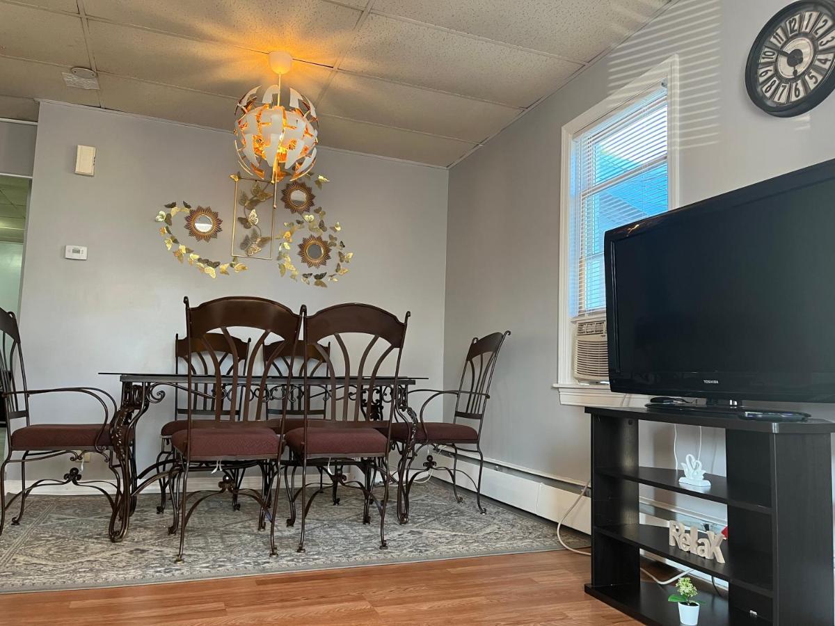 Lovely Three Bedroom Apartment Near Jersey City And Newyork Linden Exteriör bild