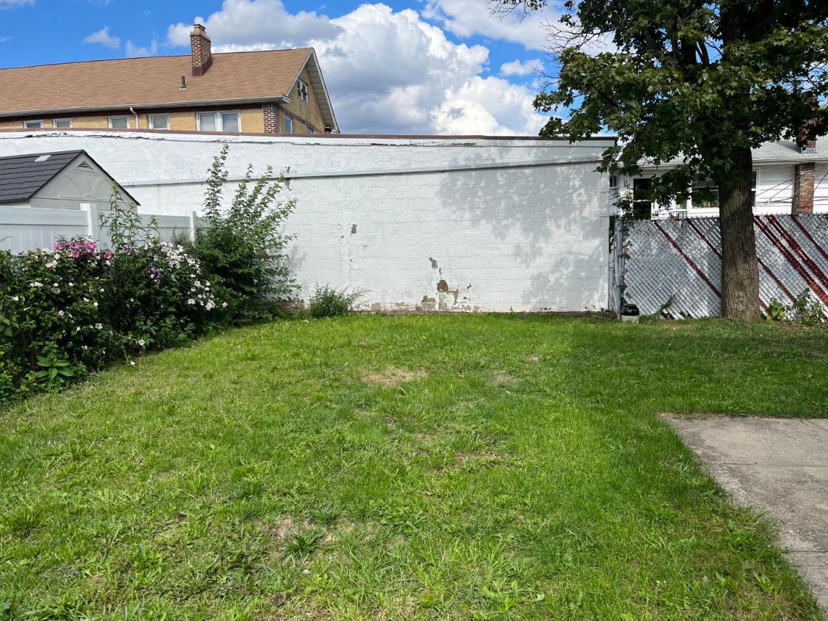 Lovely Three Bedroom Apartment Near Jersey City And Newyork Linden Exteriör bild