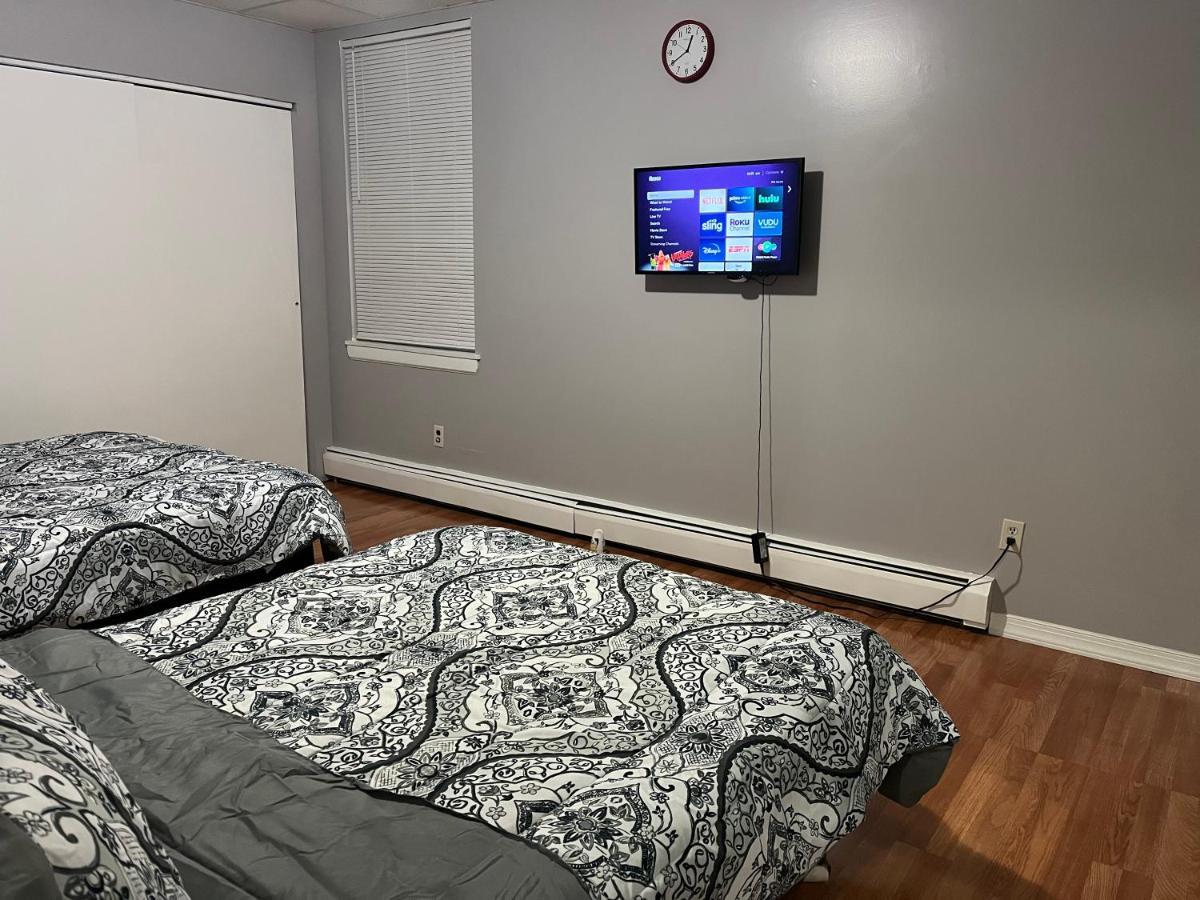 Lovely Three Bedroom Apartment Near Jersey City And Newyork Linden Exteriör bild