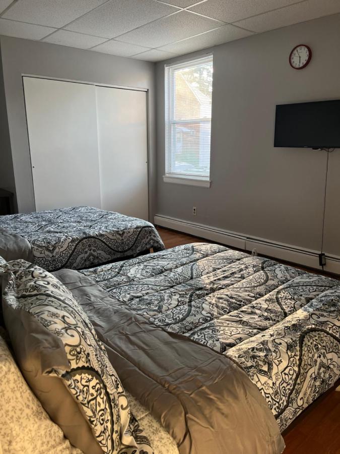 Lovely Three Bedroom Apartment Near Jersey City And Newyork Linden Exteriör bild