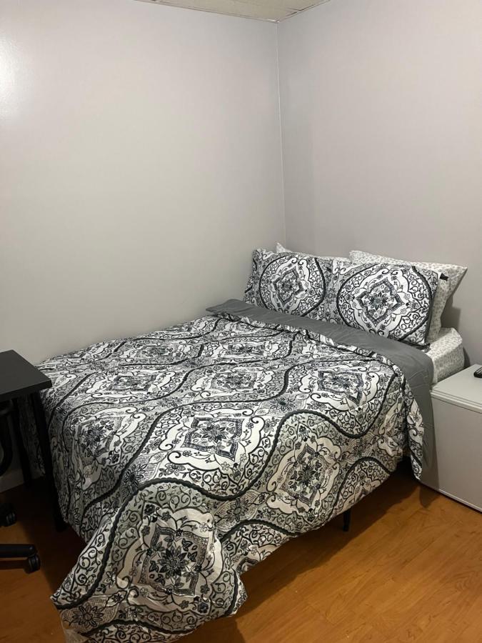 Lovely Three Bedroom Apartment Near Jersey City And Newyork Linden Exteriör bild